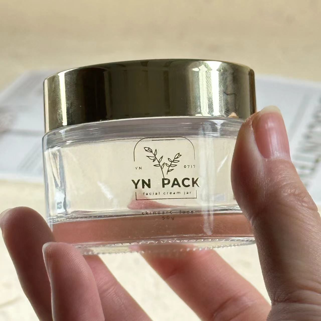 หรูหราแก้วJar Wholesa Frosted  - Luxury Skincare Jars บทวิจารณ์และราคา